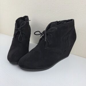 Universal Thread Womens Bessie Ankle Booties Faux Suede Wedge Zipper Black 8.5